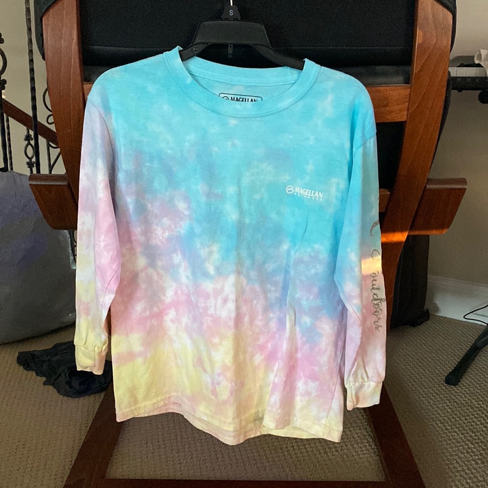 Magellan girl tie dye long sleeve with glitter sleeve, M